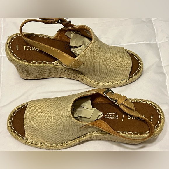 TOMS Wedge Sandals - Picture 4 of 5
